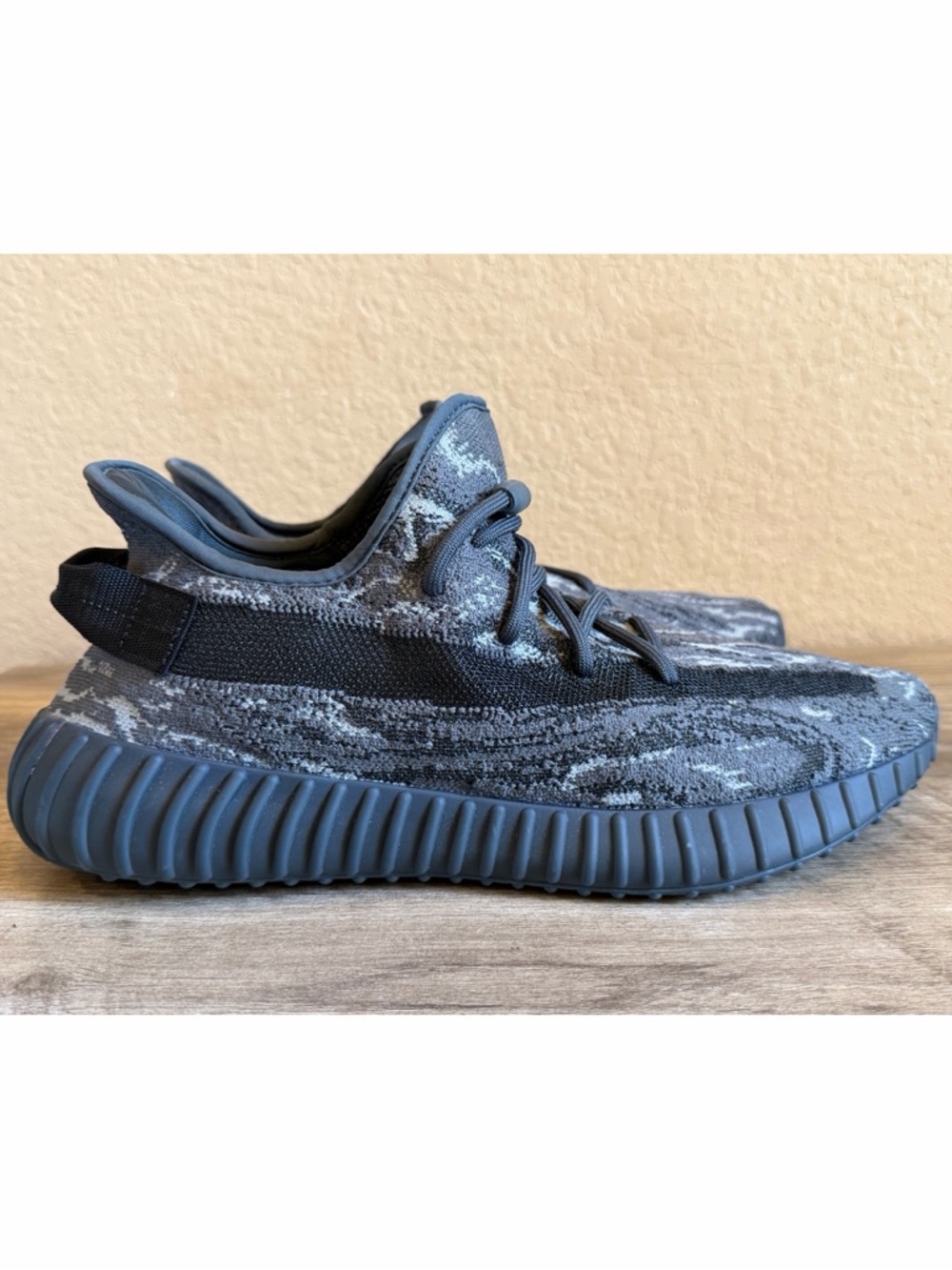 Adidas Yeezy Boost 350 V2 Mens 11.5 MX Dark Salt